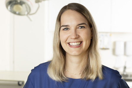 Dr. med. vet. Fenella Schmidli-Davies